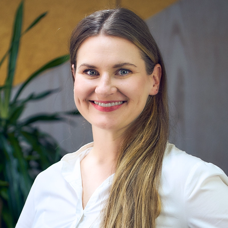 Zahnärztin Sarah Knefel - Zahnarztpraxis Aßling